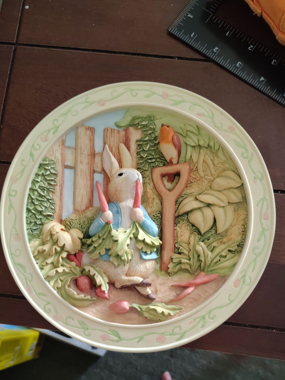 Peter Rabbit Decorative Plaque - Picture 1 of 5